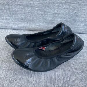 Vintage Y2K Puma Ballet Flat Black Leather